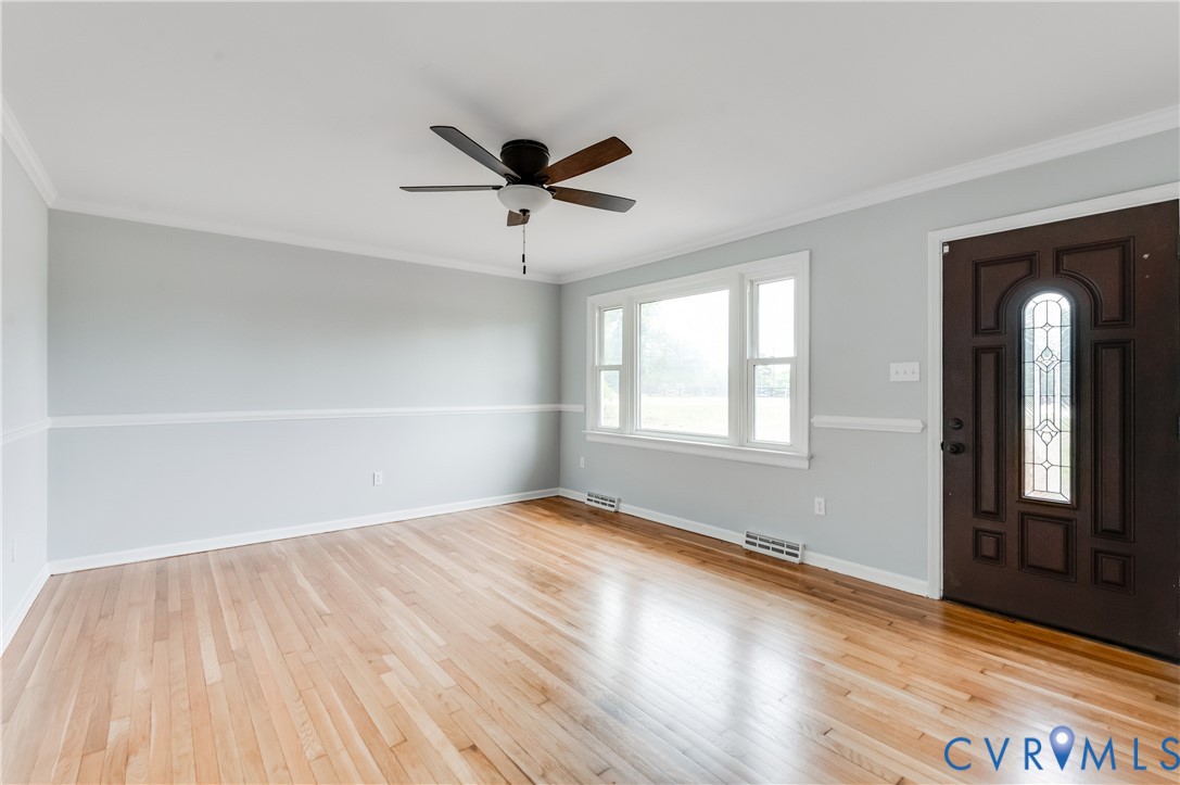 5221 Ecoff Avenue Chester, VA 23831 - Photo 7 of 40