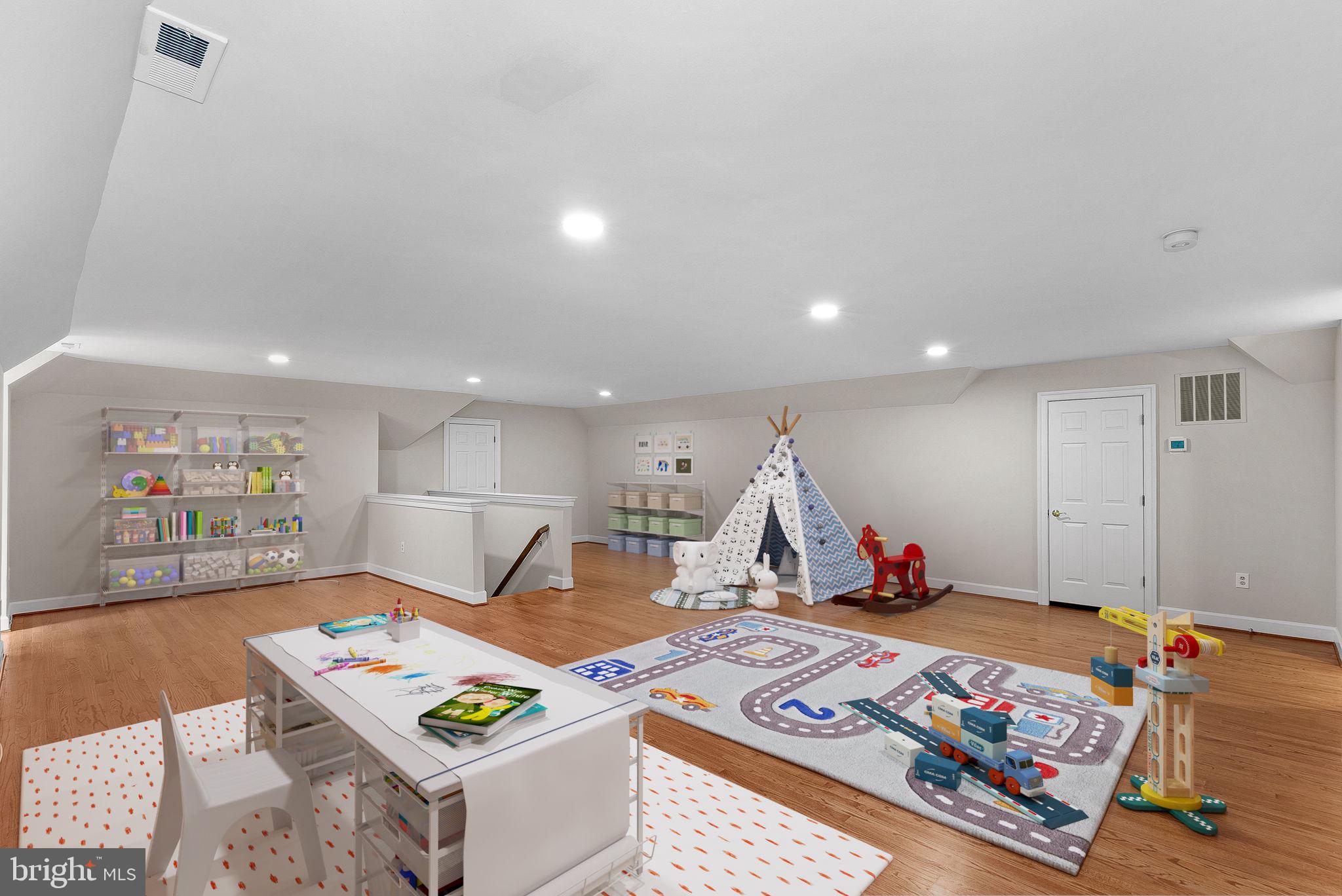 190 Falcon Ridge Road Great Falls, VA 22066 - Photo 58 of 122 Upper Level 2 Playroom - Virtually Staged