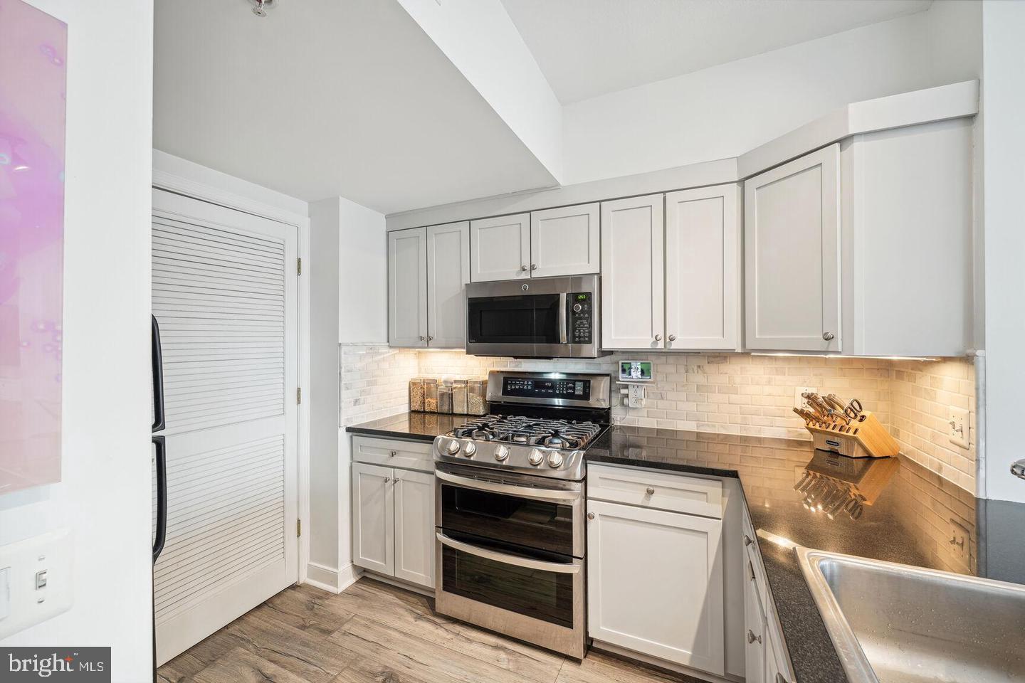 631 D Street Northwest, Unit 1235 Washington, DC 20004 - Photo 7 of 46