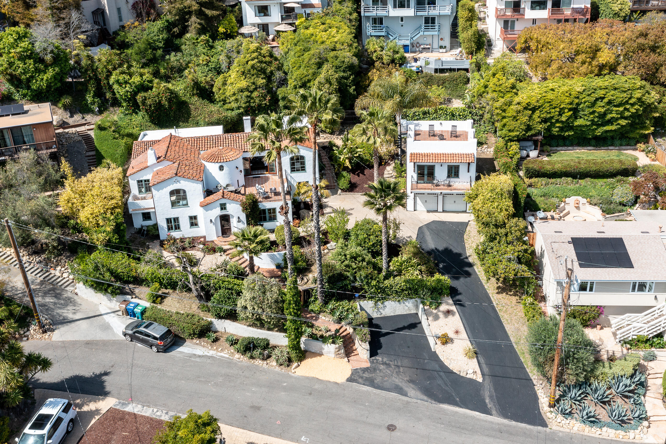 870 Windsor Way Santa Barbara, CA 93105 - Photo 12 of 59 an aerial view of multiple house