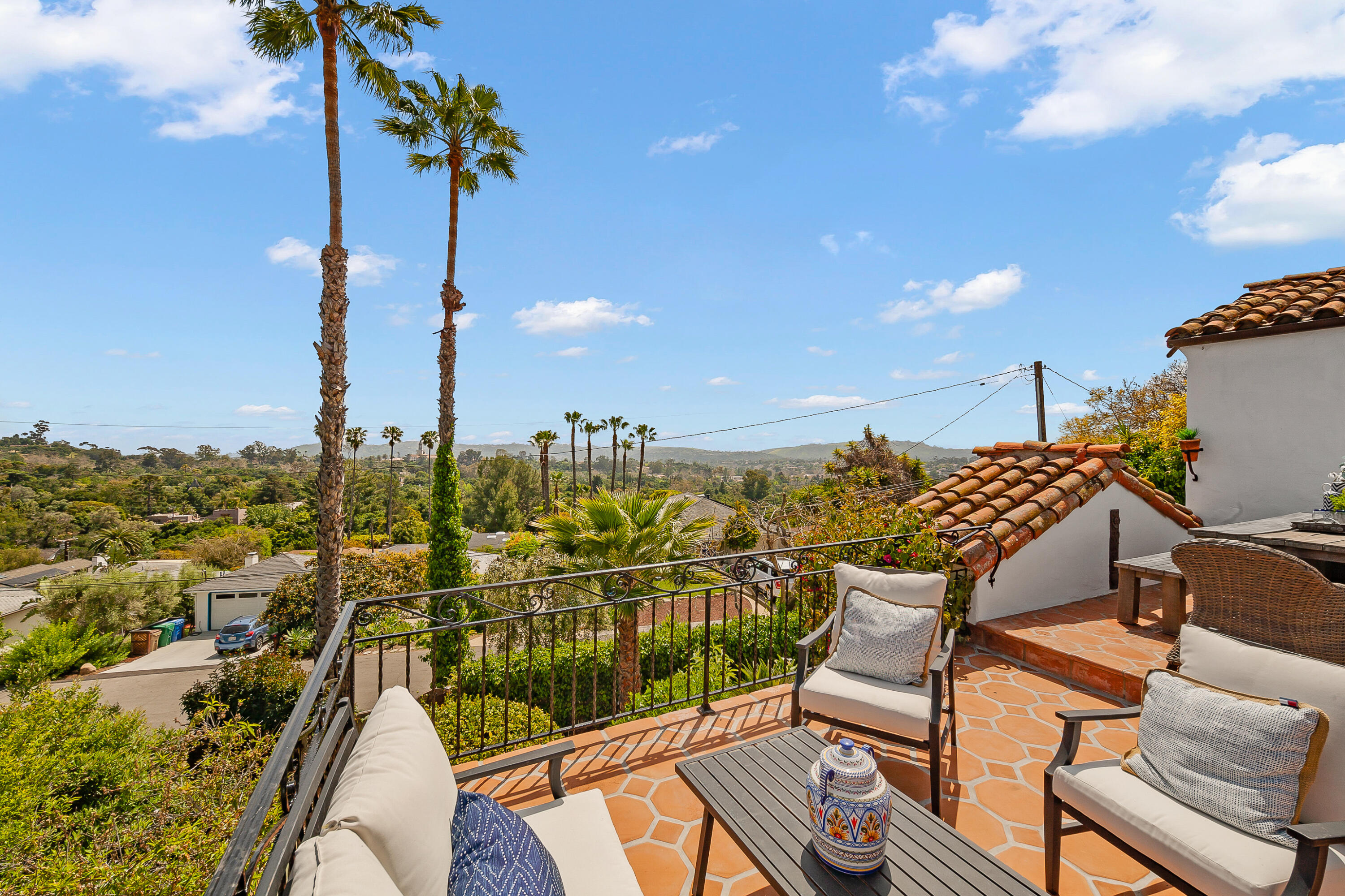 870 Windsor Way Santa Barbara, CA 93105 - Photo 5 of 59 a view of a terrace with furniture