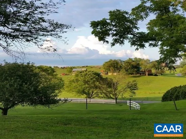 $1,195,000 | 610 New Hope Road, Staunton, VA 24401