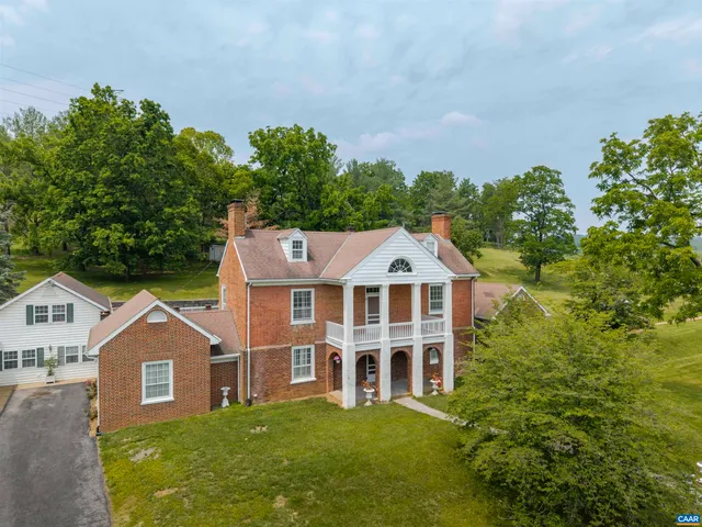 $1,195,000 | 610 New Hope Road, Staunton, VA 24401