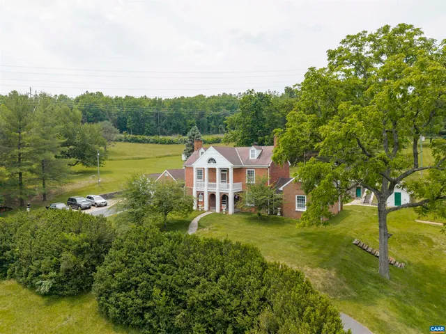 $1,195,000 | 610 New Hope Road, Staunton, VA 24401