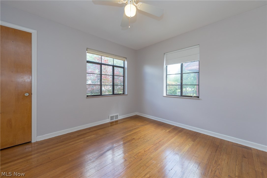 1131 Castleton Road Cleveland Heights, OH 44121 - Photo 5 of 30