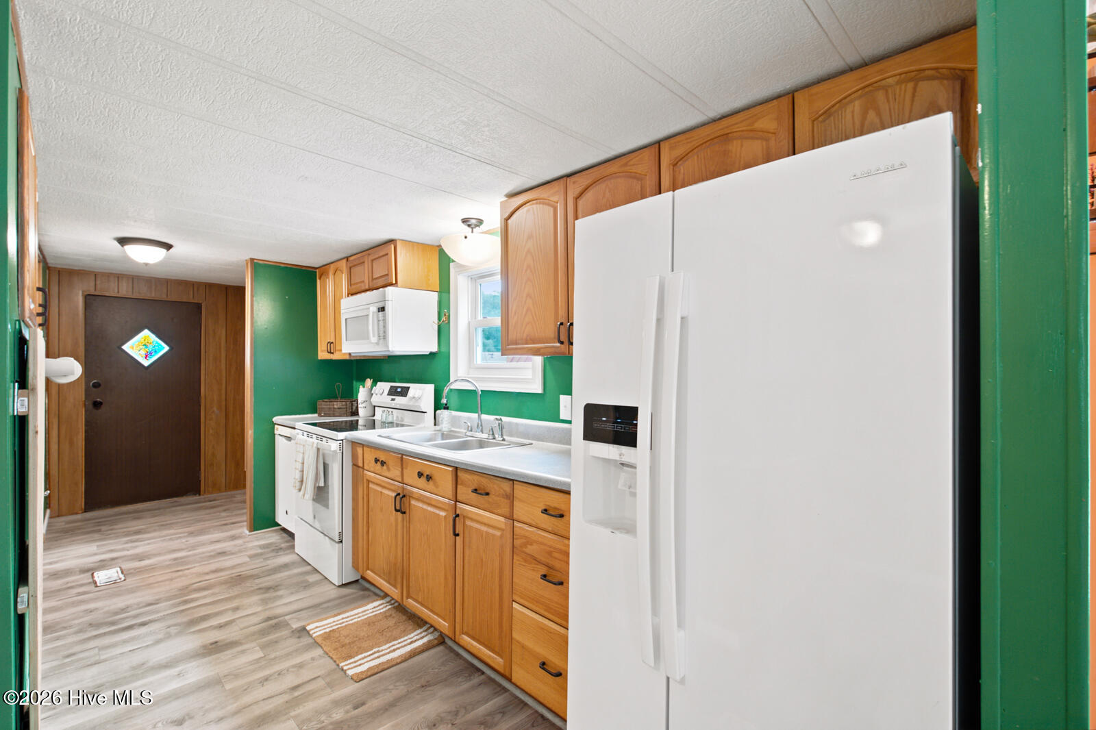 303 Queens Road Hubert, NC 28539 - Photo 9 of 28