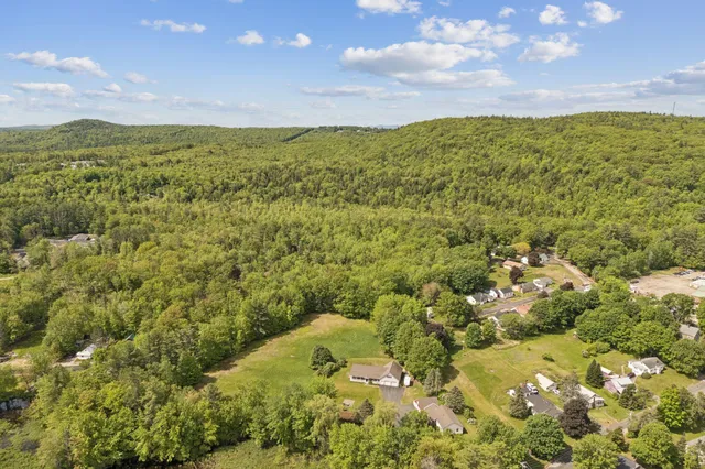 $449,000 | Undisclosed Address, Norway, ME 04268