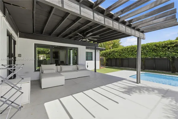 $9,800 | 86 Northeast 110th Street, Miami Shores, FL 33161