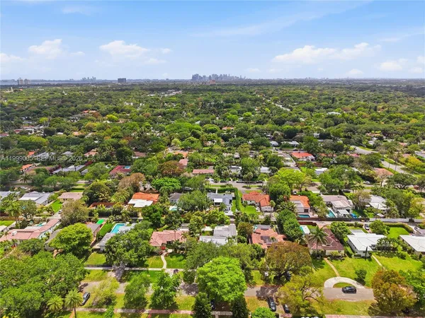 $9,800 | 86 Northeast 110th Street, Miami Shores, FL 33161