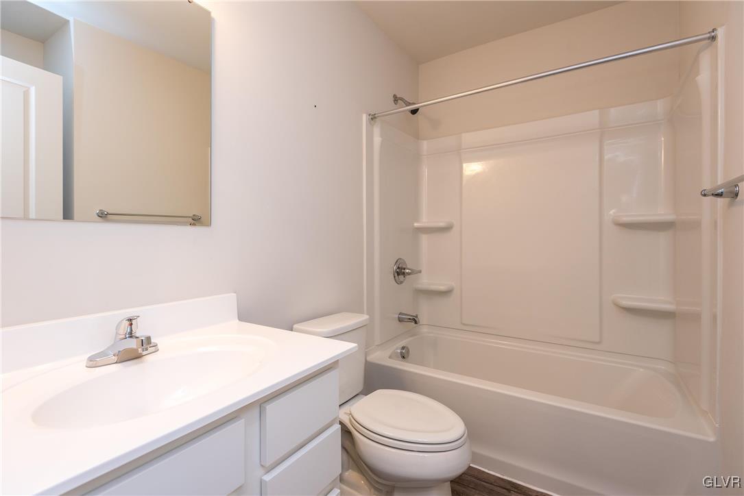 2124 Alex Road Easton, PA 18040 - Photo 16 of 18 Gallery Image 16
