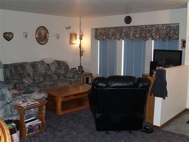 34706 North Findley Road Deer Park, WA 99006 - Photo 3 of 9