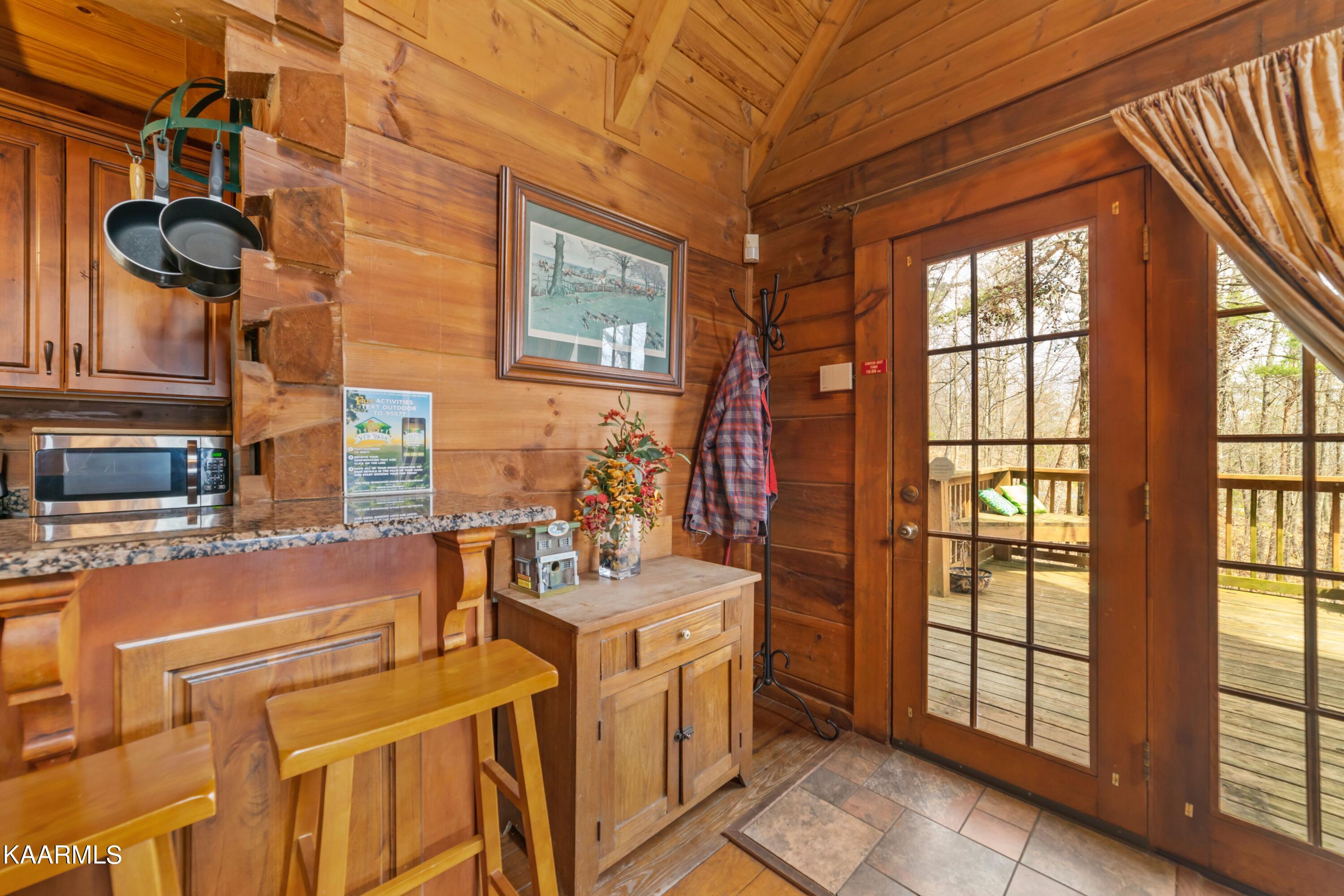 2746 East End Road Pigeon Forge, TN 37876 - Photo 8 of 48 Entry1