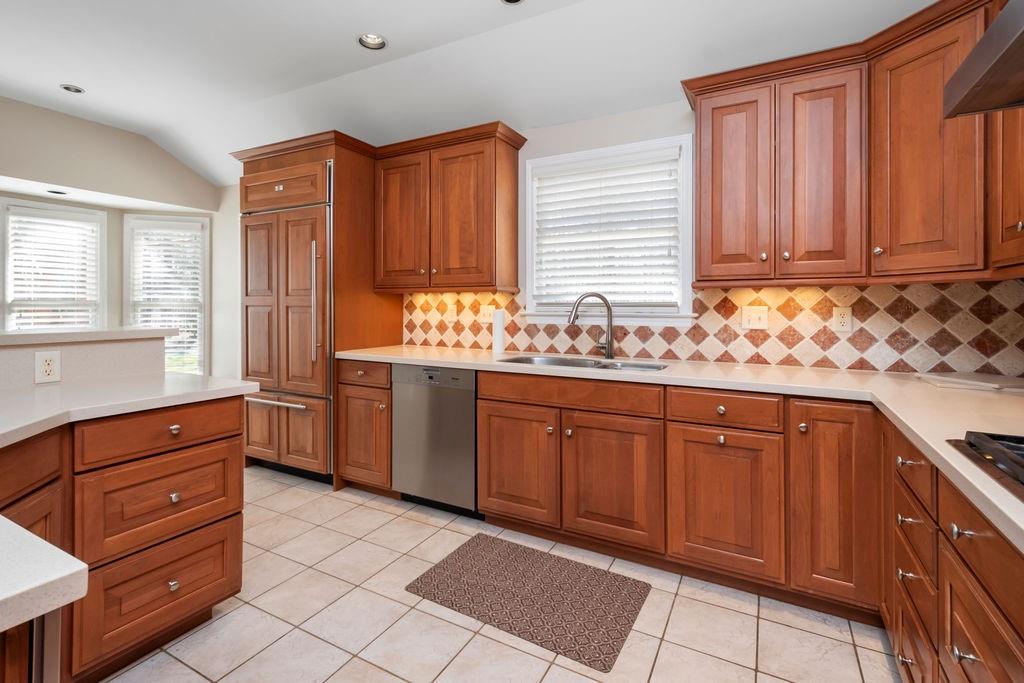 105 Oak Ridge Drive Sharpsburg, GA 30277 - Photo 12 of 56