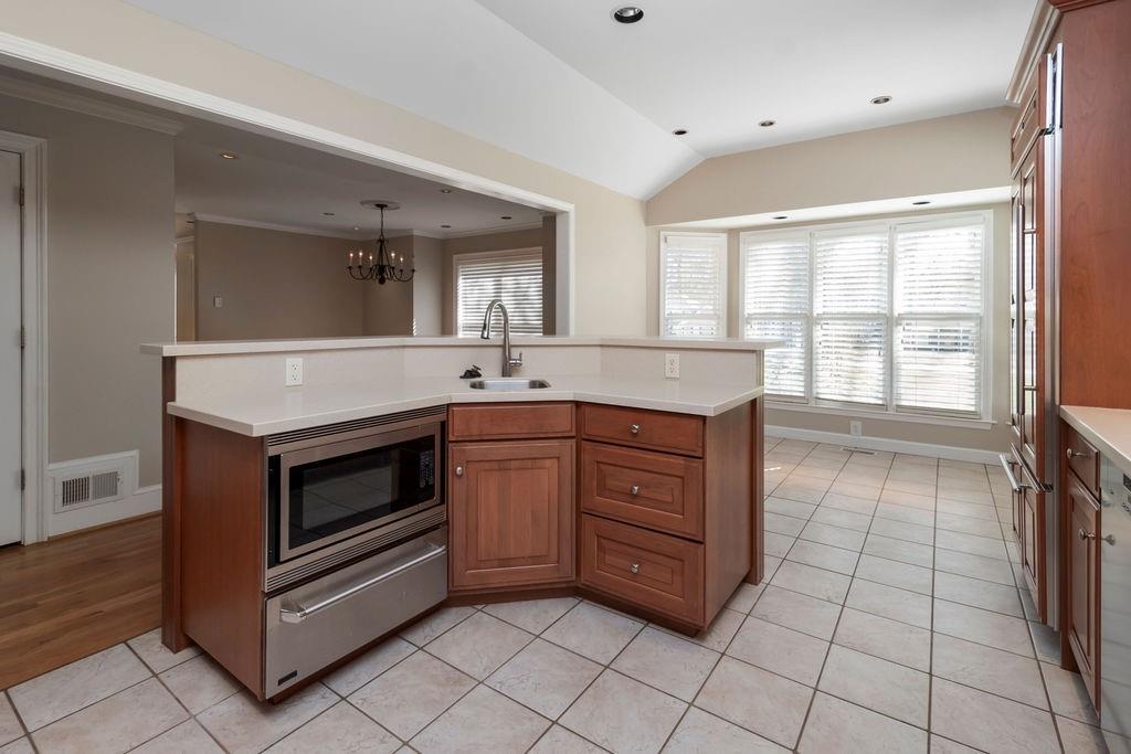 105 Oak Ridge Drive Sharpsburg, GA 30277 - Photo 13 of 56