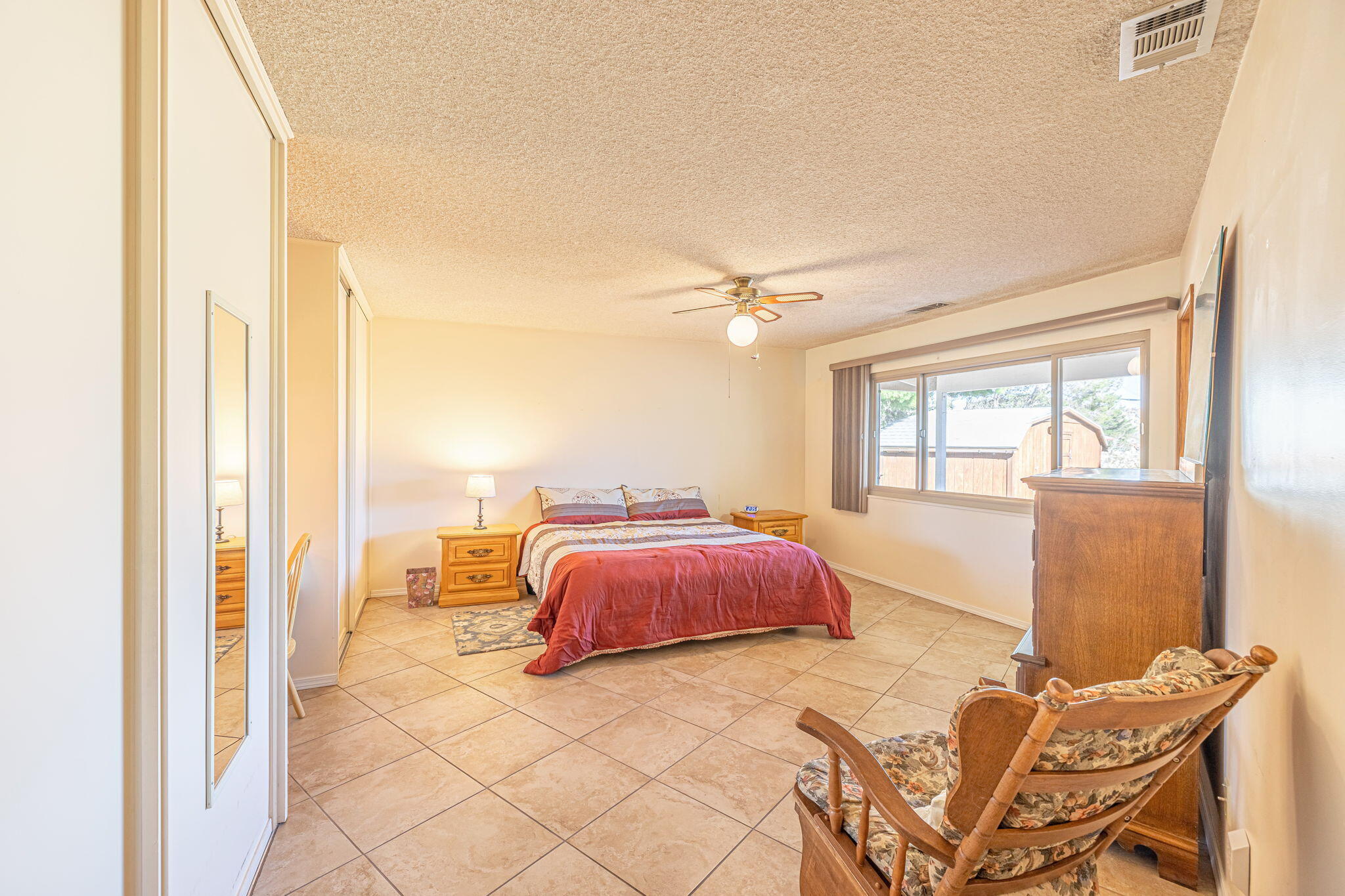 14437 Ricaree Road Apple Valley, CA 92307 - Photo 23 of 41 15-web-or-mls-AVOH--16