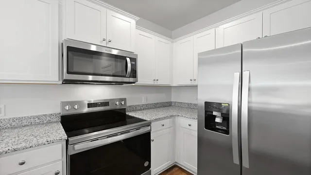 $381,705 | 504 Still Hts Lane, Summerville, SC 29486