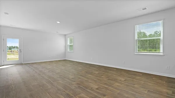 $382,400 | 504 Still Hts Lane, Summerville, SC 29486