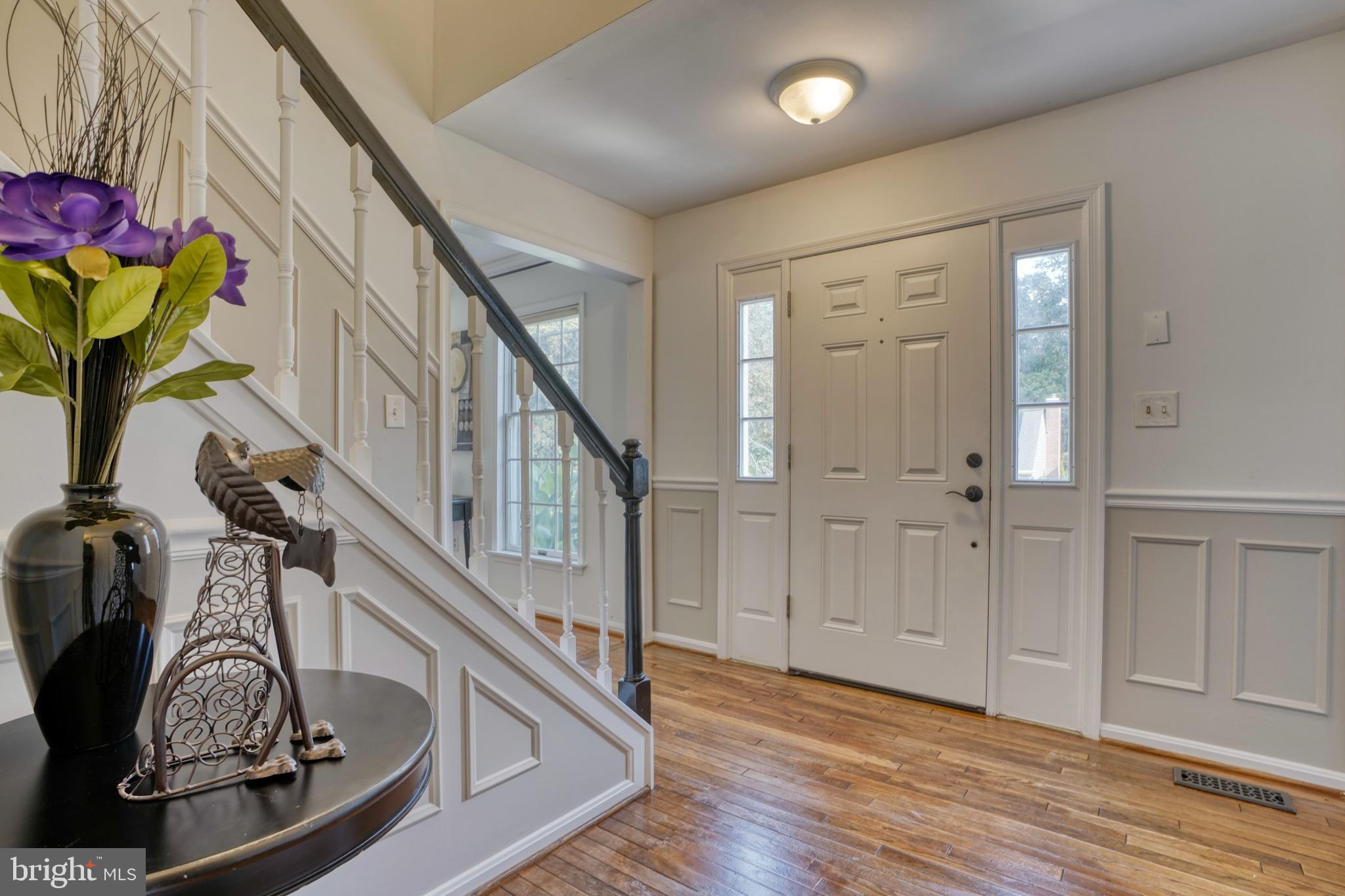 9302 Bellbeck Road Baltimore, MD 21234 - Photo 2 of 31 Foyer