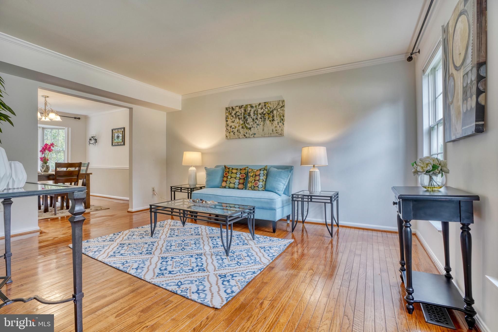 9302 Bellbeck Road Baltimore, MD 21234 - Photo 5 of 31 Living Room