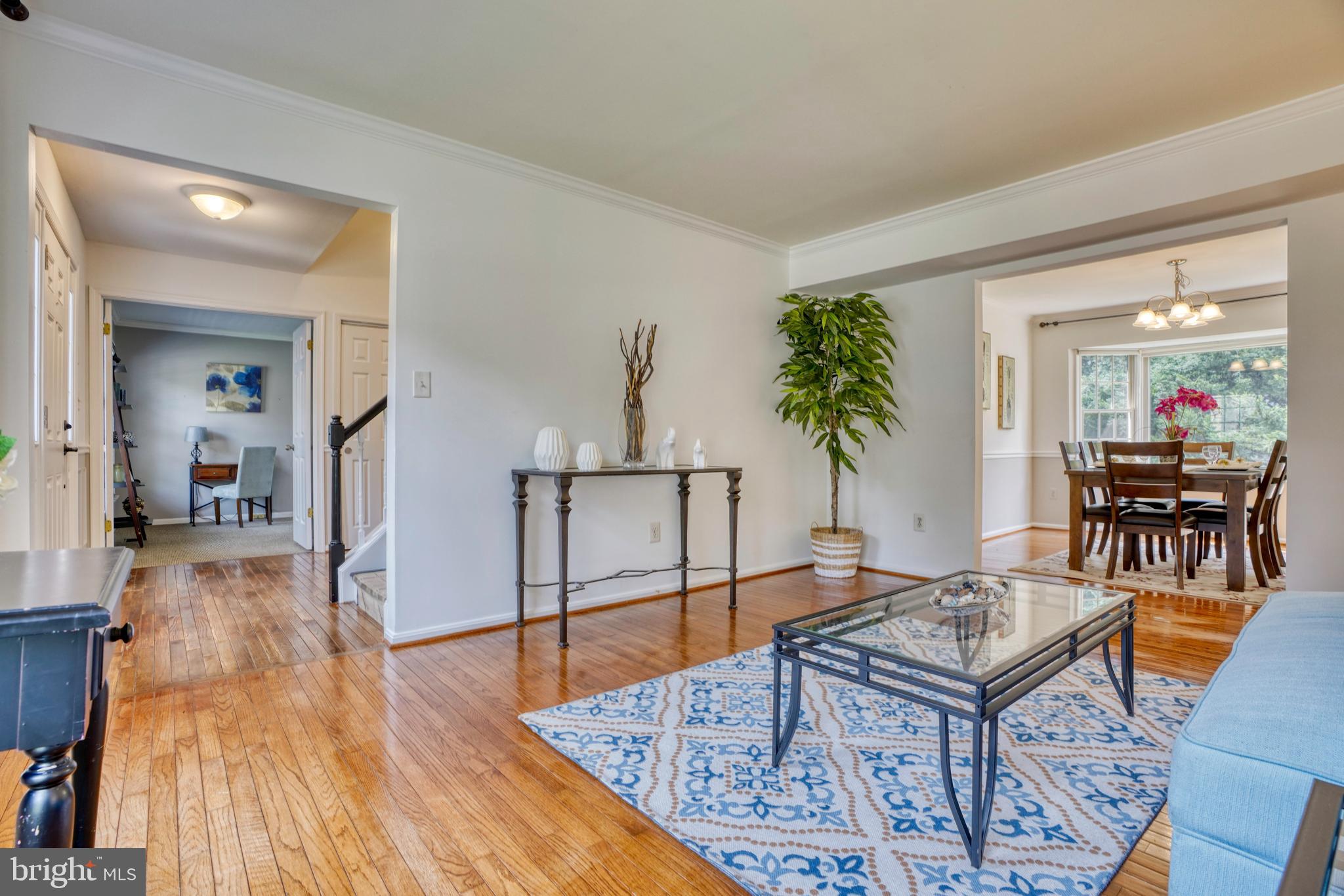 9302 Bellbeck Road Baltimore, MD 21234 - Photo 6 of 31 Living Room