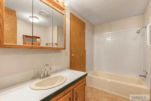 $90,000 | 2143 North Whispering Pnes Drive, Idaho Falls, ID 83401