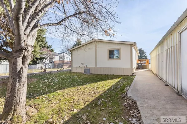 $90,000 | 2143 North Whispering Pnes Drive, Idaho Falls, ID 83401