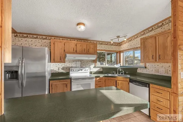 $90,000 | 2143 North Whispering Pnes Drive, Idaho Falls, ID 83401