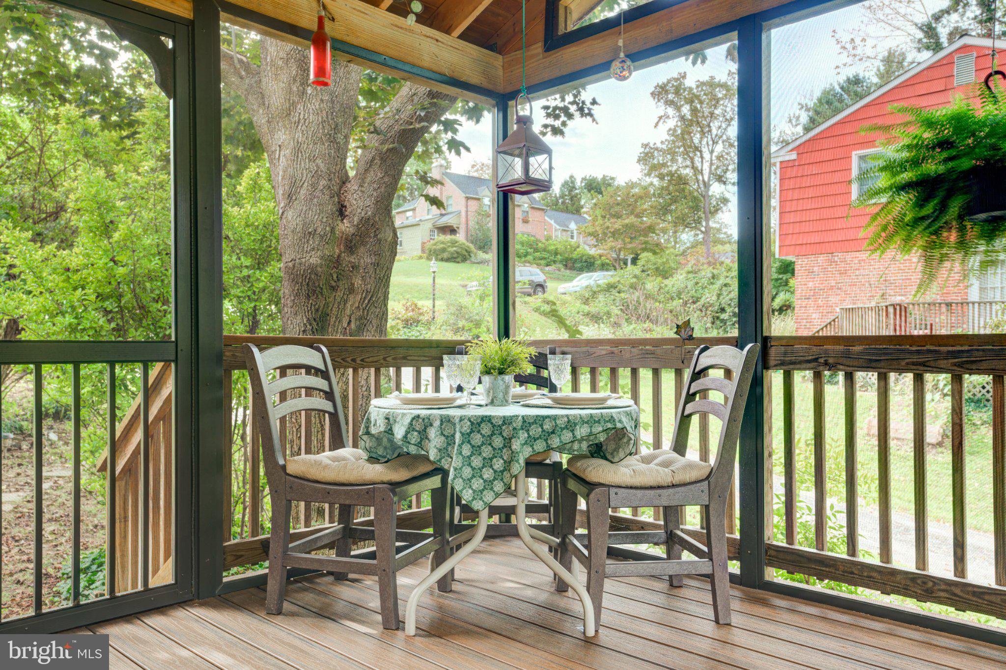 31 Green Valley Road Wallingford, PA 19086 - Photo 23 of 67 Perfect Al-fresco Dining!