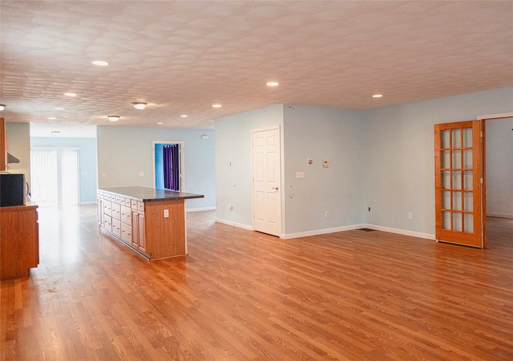 192 Midget Avenue Warwick, RI 02886 - Photo 17 of 17