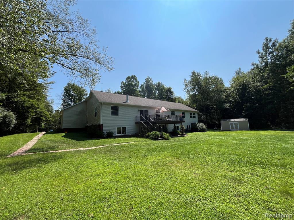 28524 Elwell Road Belleville, MI 48111 - Photo 11 of 84