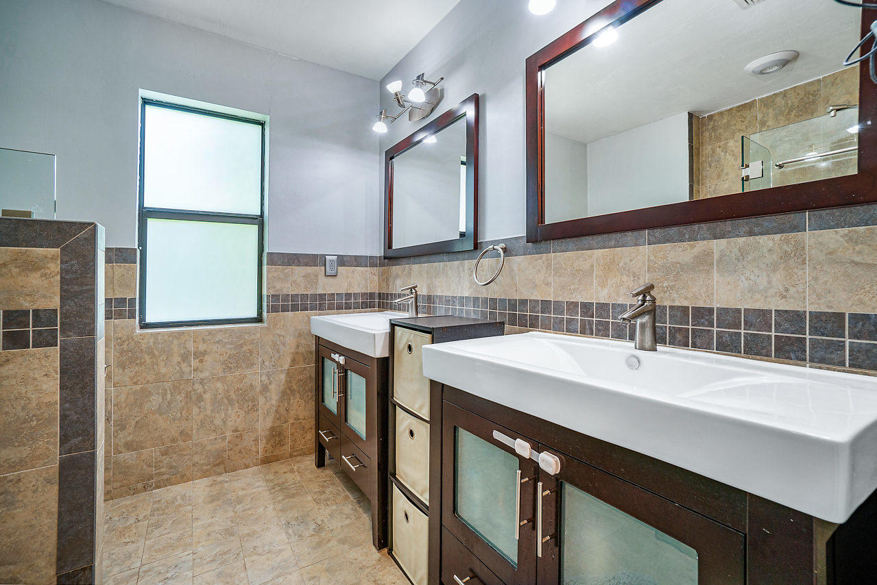 3271 Northwest 28th Way Boca Raton, FL 33434 - Photo 19 of 34 009-3271NW28thWay-BocaRaton-FL-small