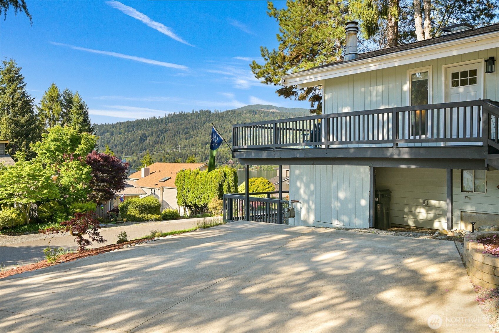 49 North Point Drive Bellingham, WA 98229 - Photo 34 of 40 Gallery Image 34