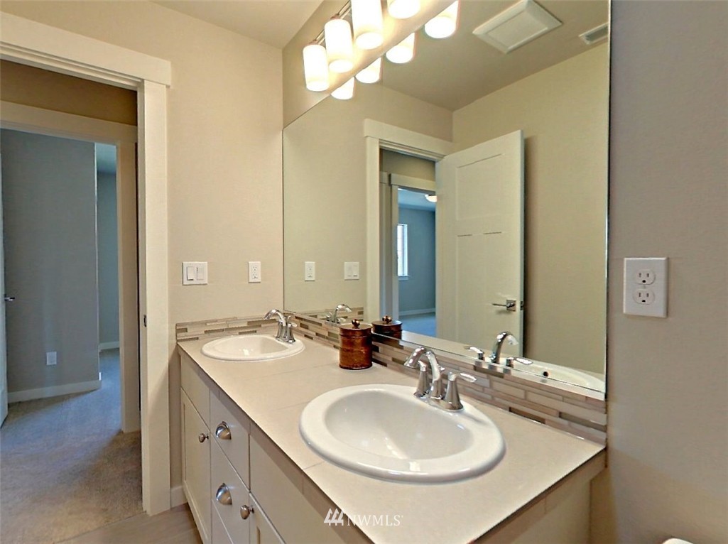 32 213th Street Southwest Bothell, WA 98021 - Photo 18 of 25