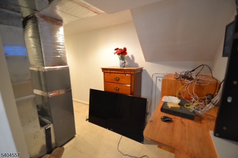 204 Market Street Garfield, NJ 07026 - Photo 35 of 36