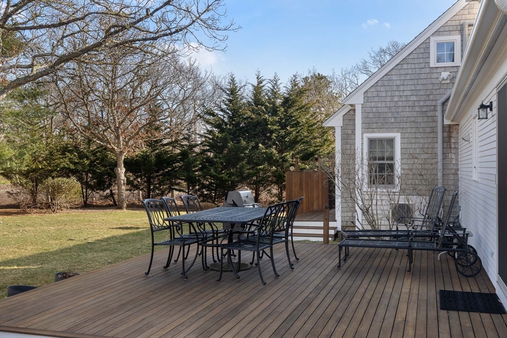 2 Bold Meadow Road Edgartown, MA 02539 - Photo 25 of 28