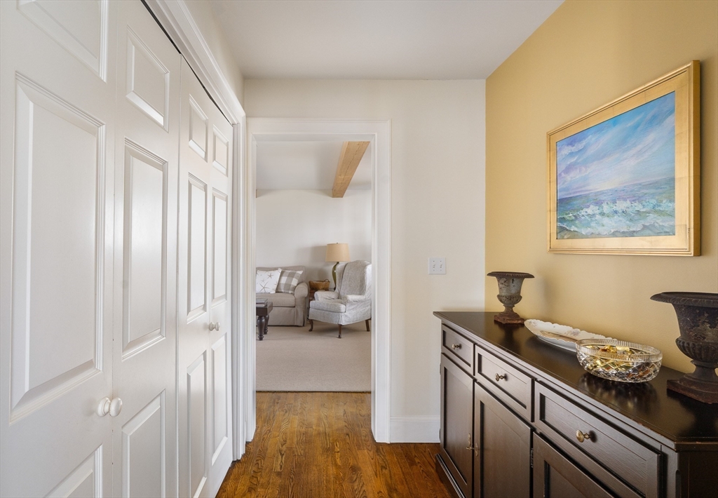 2 Bold Meadow Road Edgartown, MA 02539 - Photo 3 of 28