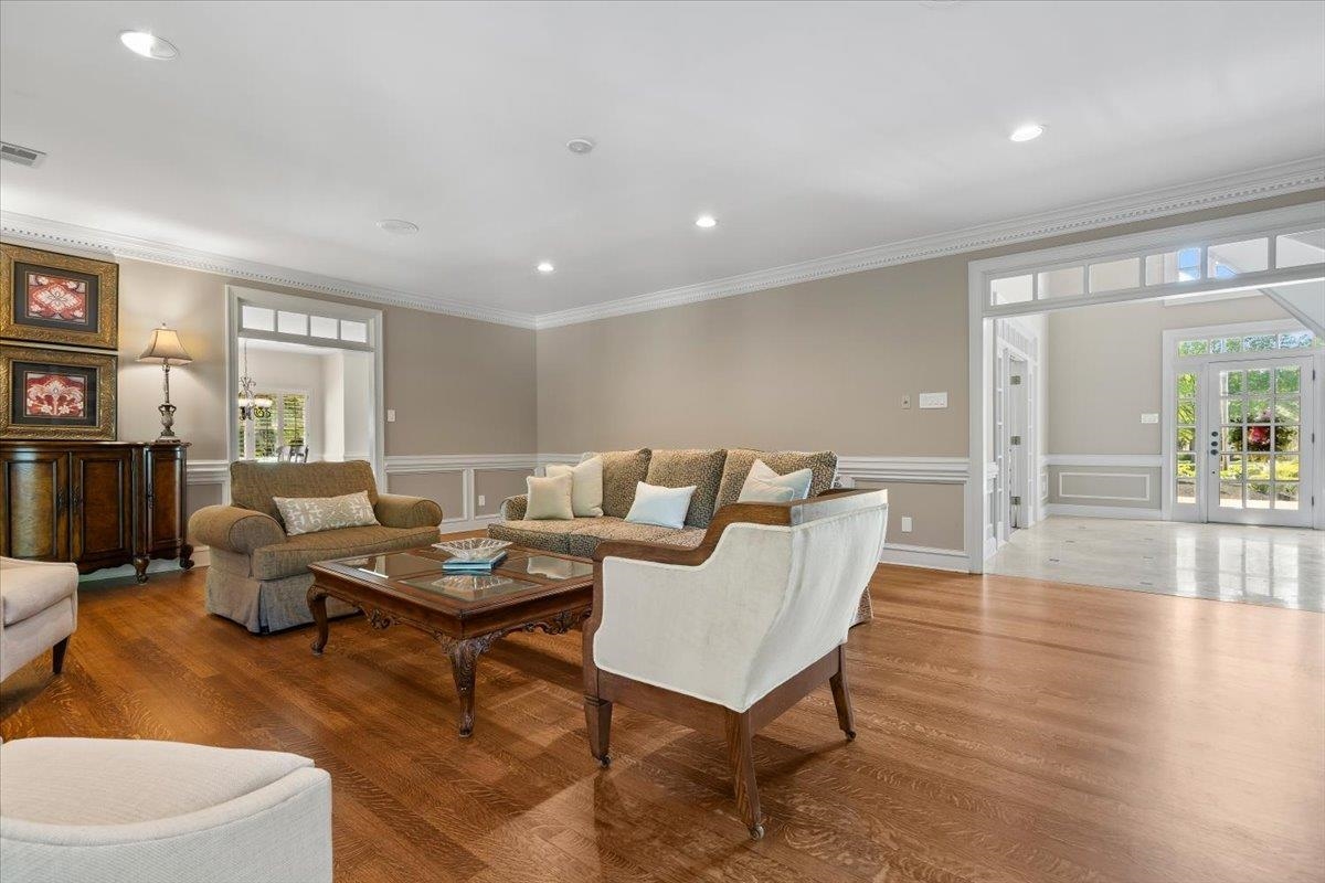 2470 Johnson Road Germantown, TN 38139 - Photo 12 of 40 Gallery Image 12