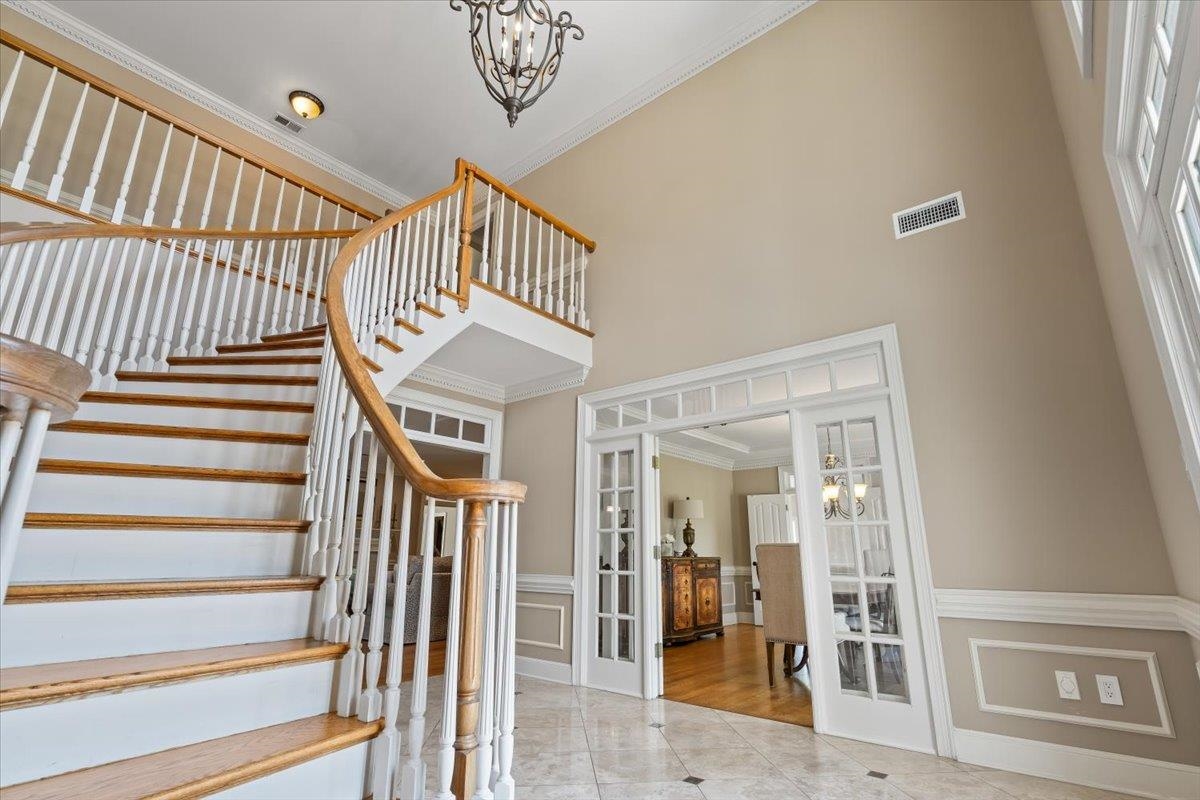 2470 Johnson Road Germantown, TN 38139 - Photo 5 of 40 Gallery Image 5