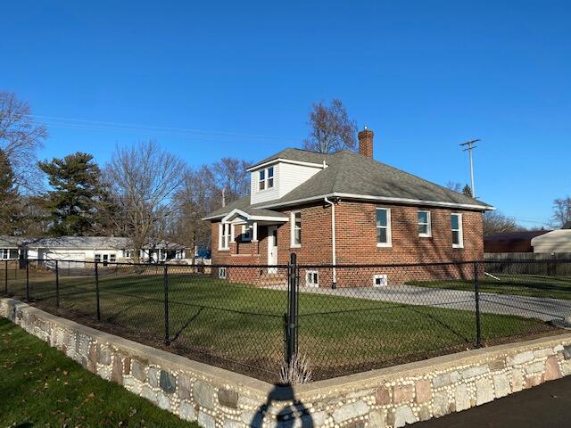 745 Upton Avenue Springfield, MI 49037 - Photo 12 of 59 IMG_2434