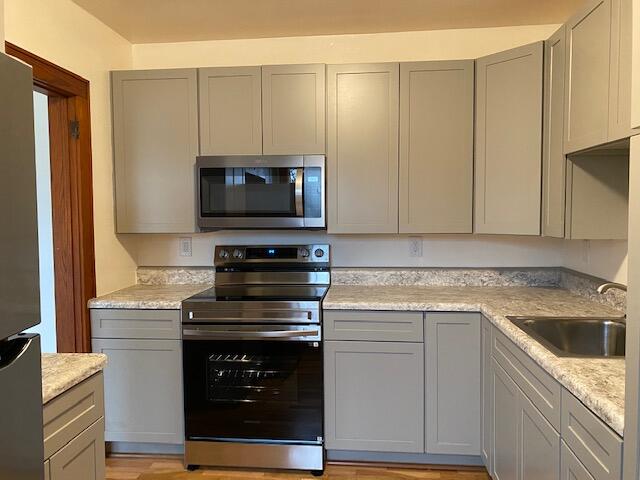 745 Upton Avenue Springfield, MI 49037 - Photo 16 of 59 IMG_2407