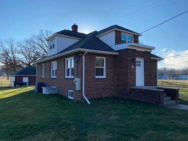 745 Upton Avenue Springfield, MI 49037 - Photo 3 of 59 IMG_2439