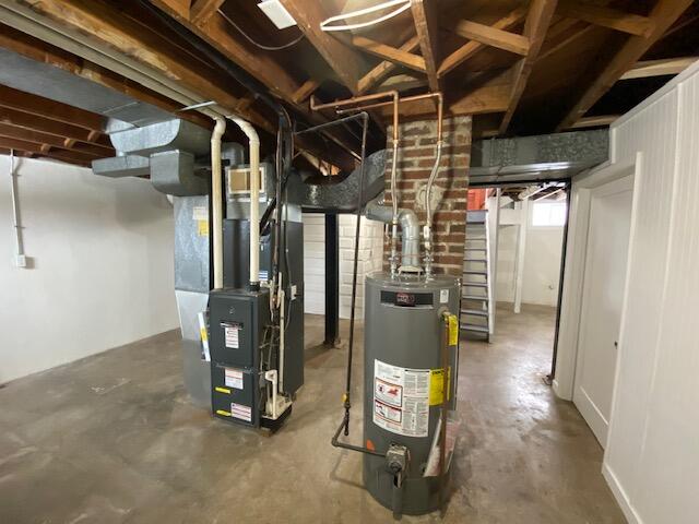 745 Upton Avenue Springfield, MI 49037 - Photo 40 of 59 IMG_2333