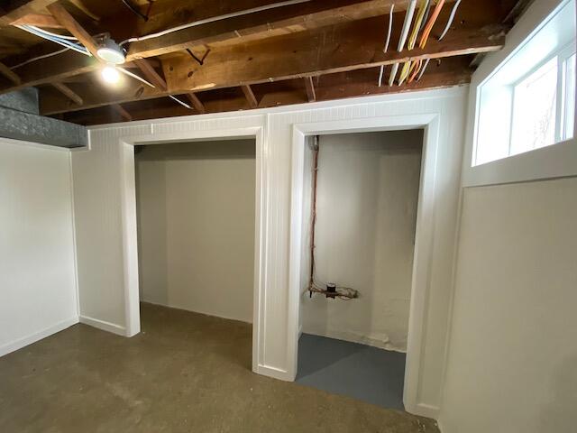 745 Upton Avenue Springfield, MI 49037 - Photo 43 of 59 IMG_2337