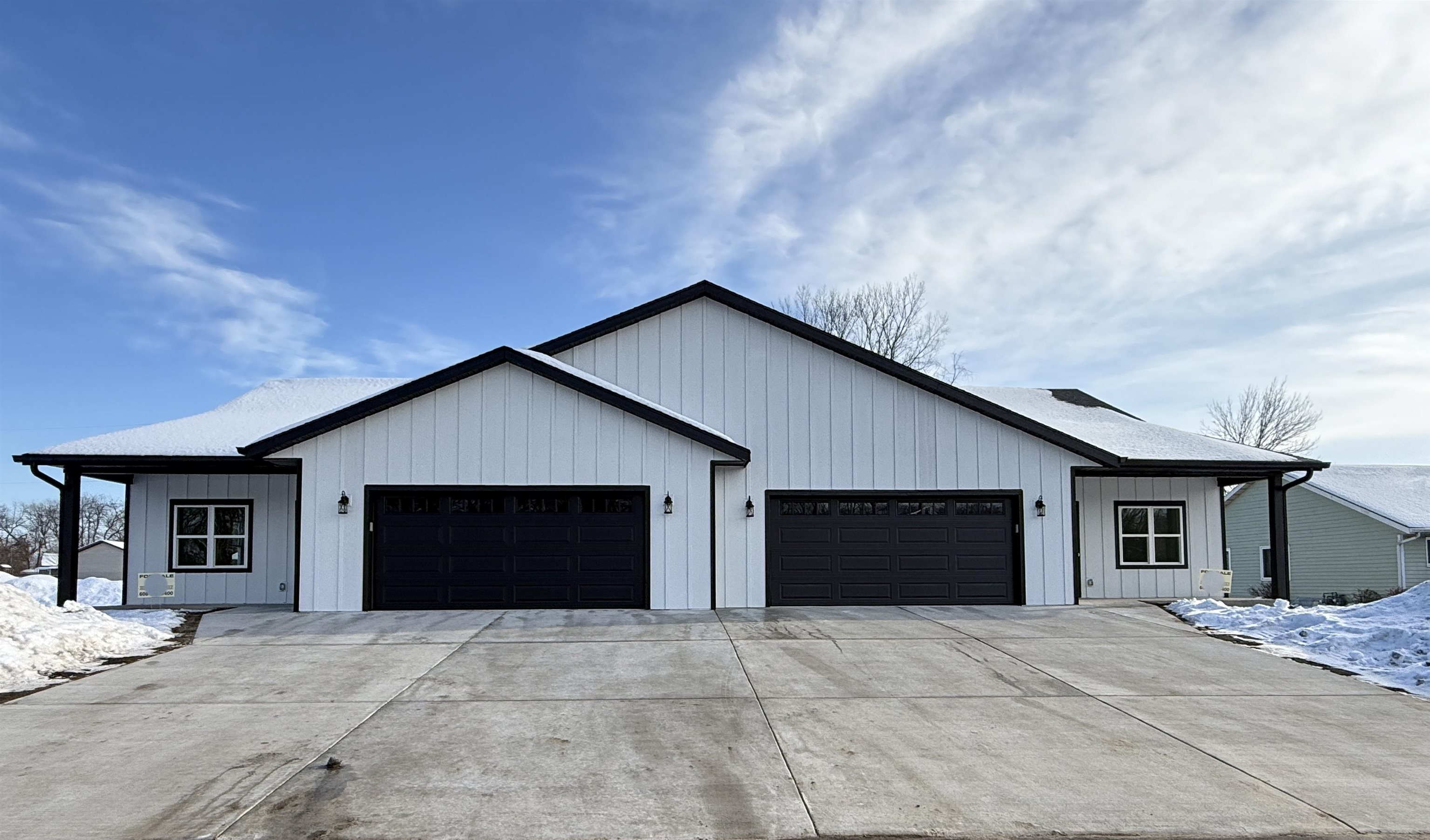 1222 Prairie Janesville, WI 53545 - Photo 2 of 31