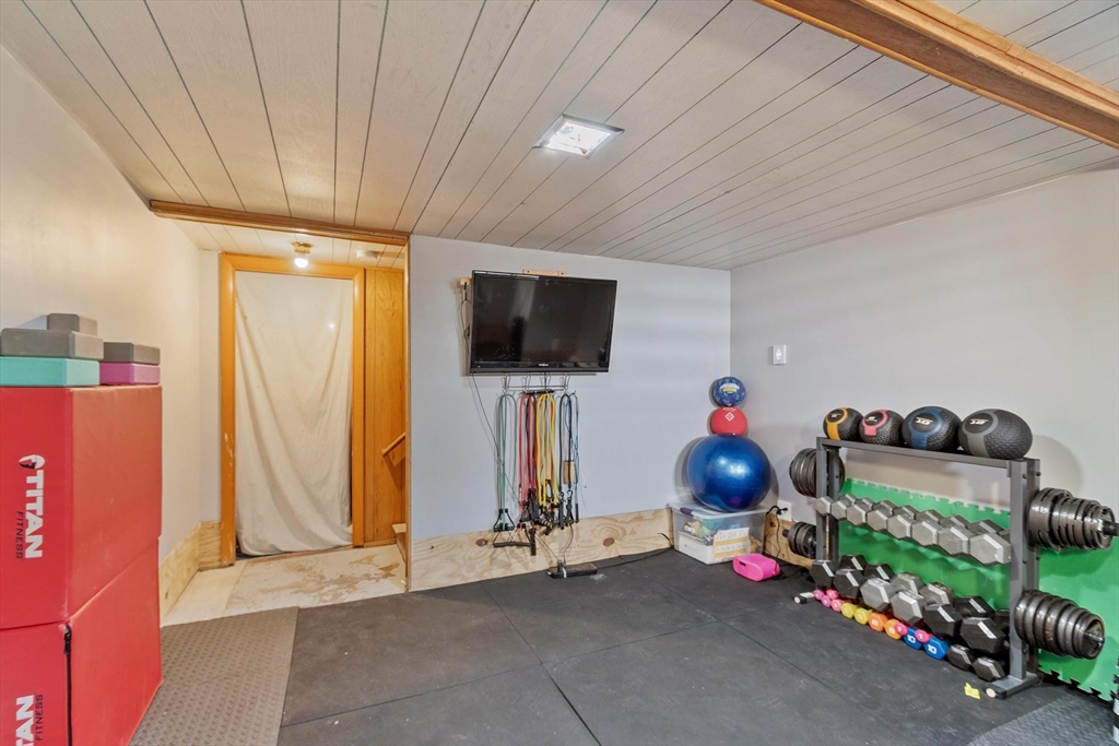 430 Williams Road Fitchburg, MA 01420 - Photo 26 of 41 Gallery Image 26