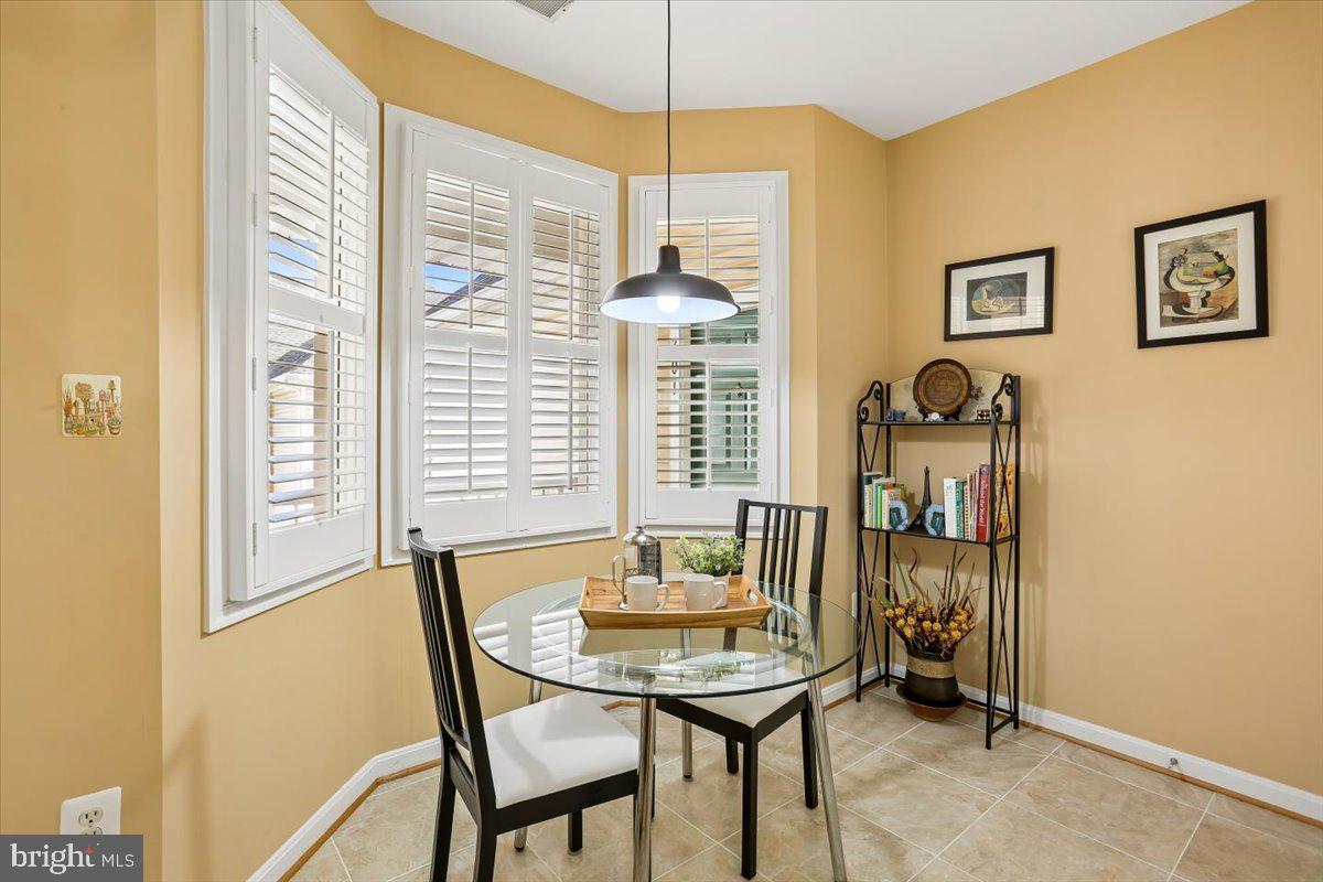 12708 Found Stone Road, Unit 3302 Germantown, MD 20876 - Photo 20 of 56 Breakfast nook
