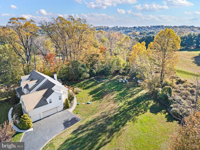 a view of a living room and dining room