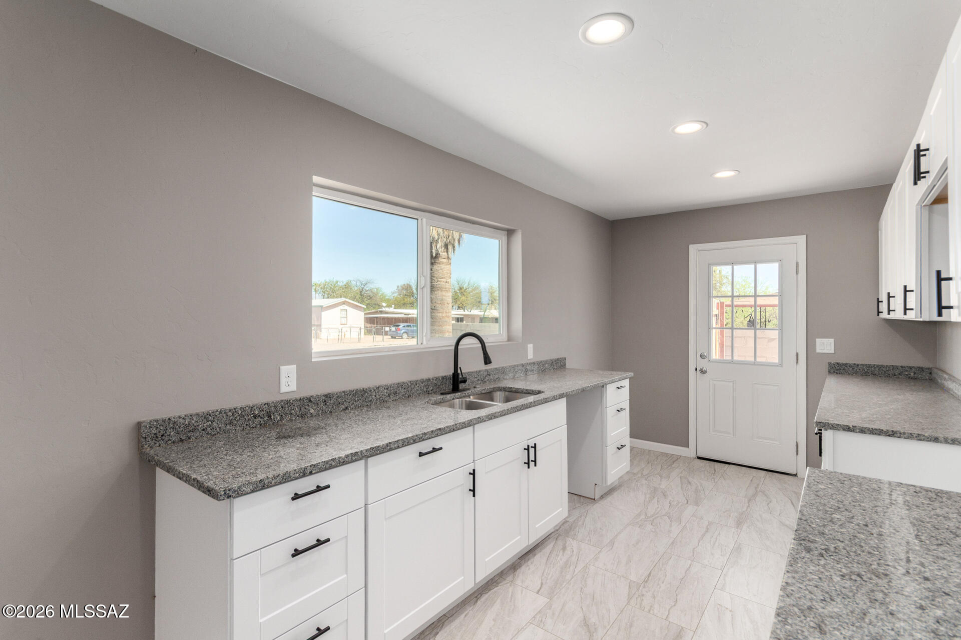 2601 West Quail Road Tucson, AZ 85746 - Photo 12 of 39 Gallery Image 12