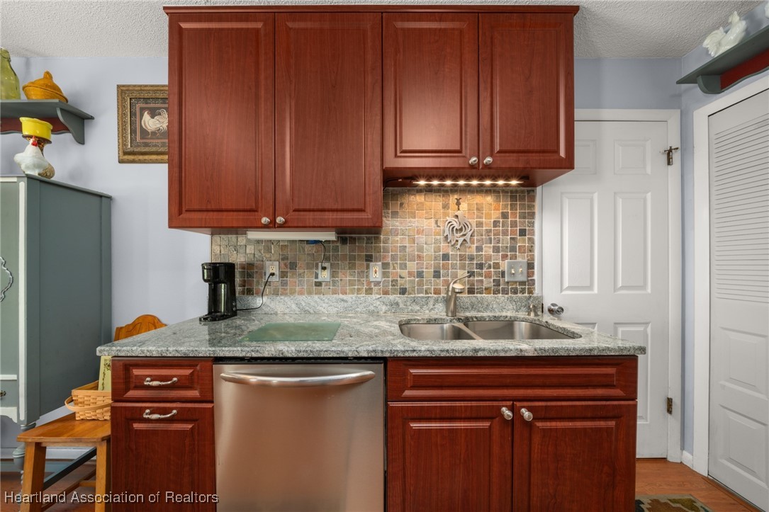 7701 Valencia Road Sebring, FL 33876 - Photo 15 of 49 Gallery Image 15