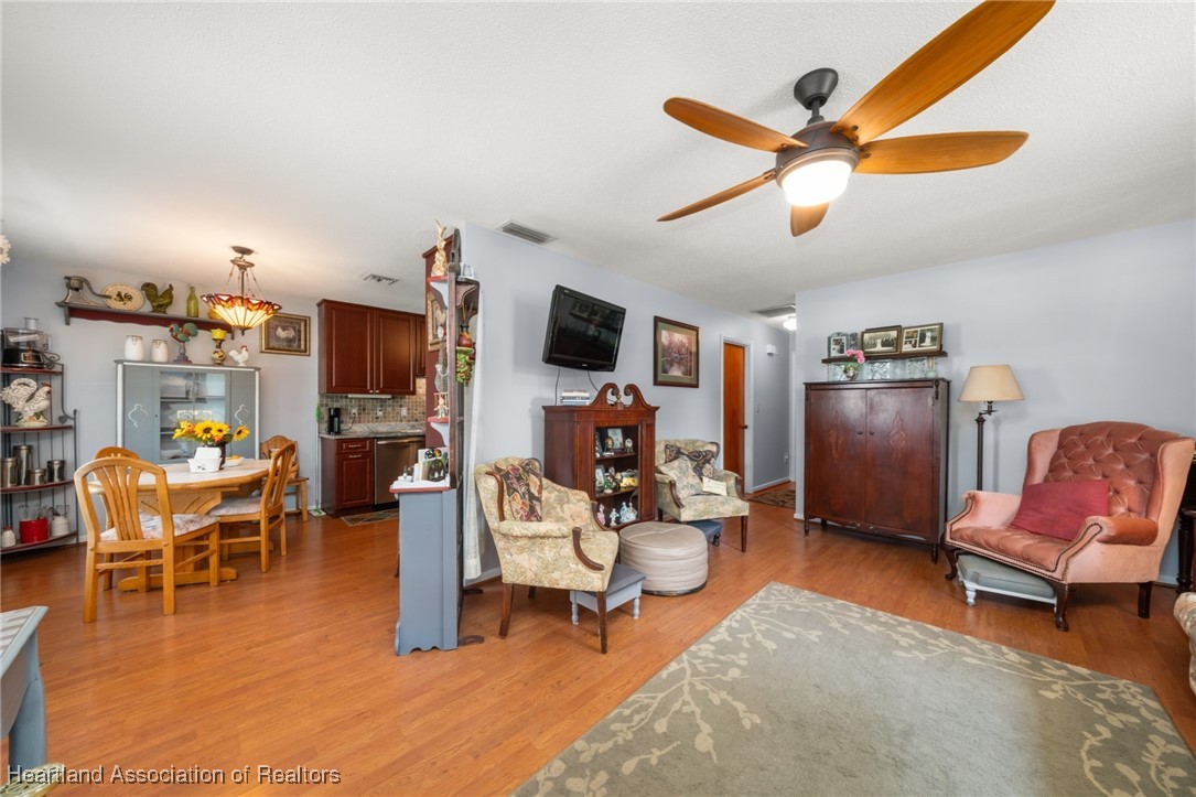 7701 Valencia Road Sebring, FL 33876 - Photo 20 of 49 Gallery Image 20